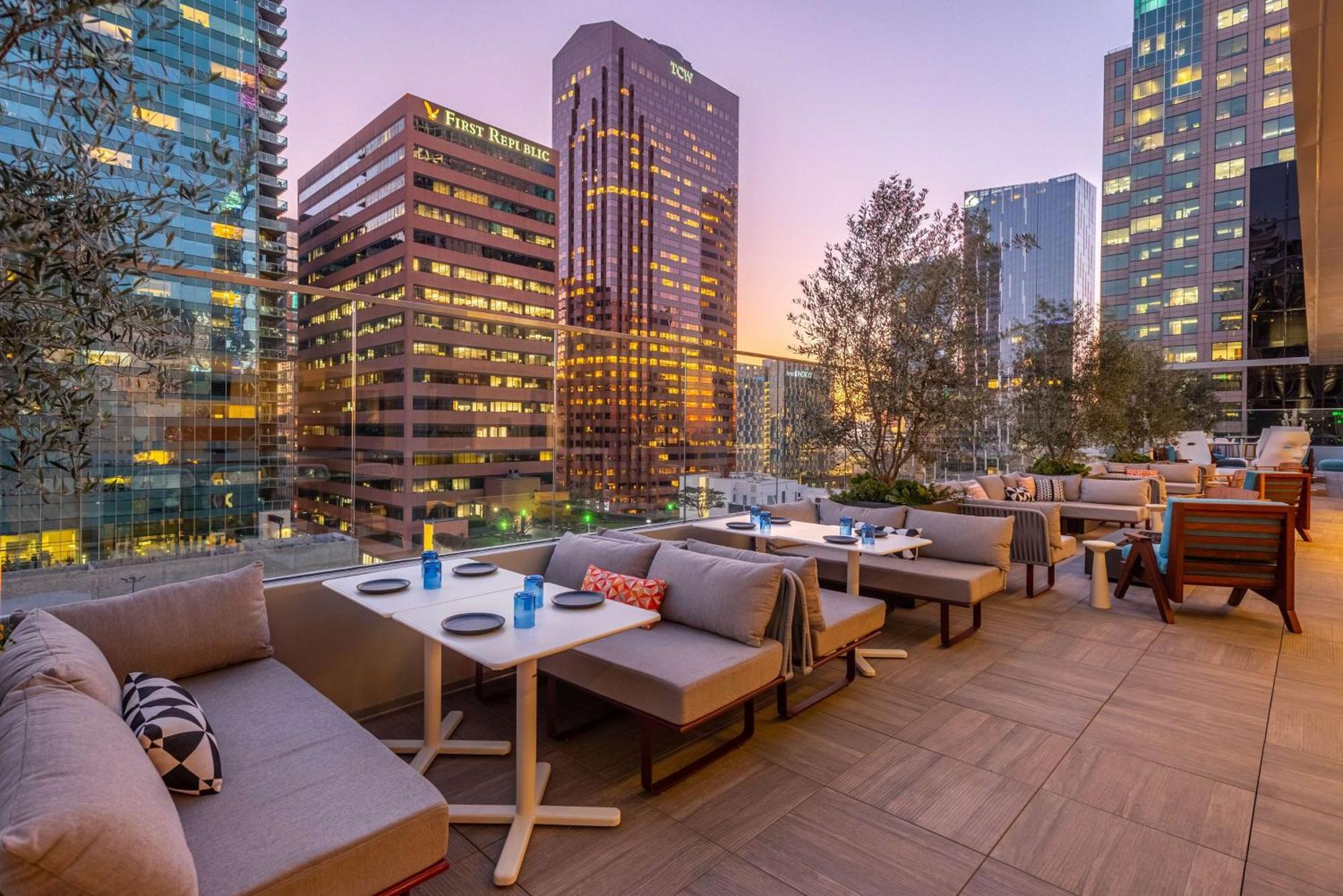 Отель The Wayfarer Downtown La, Tapestry Collection By Hilton Лос-Анджелес Экстерьер фото